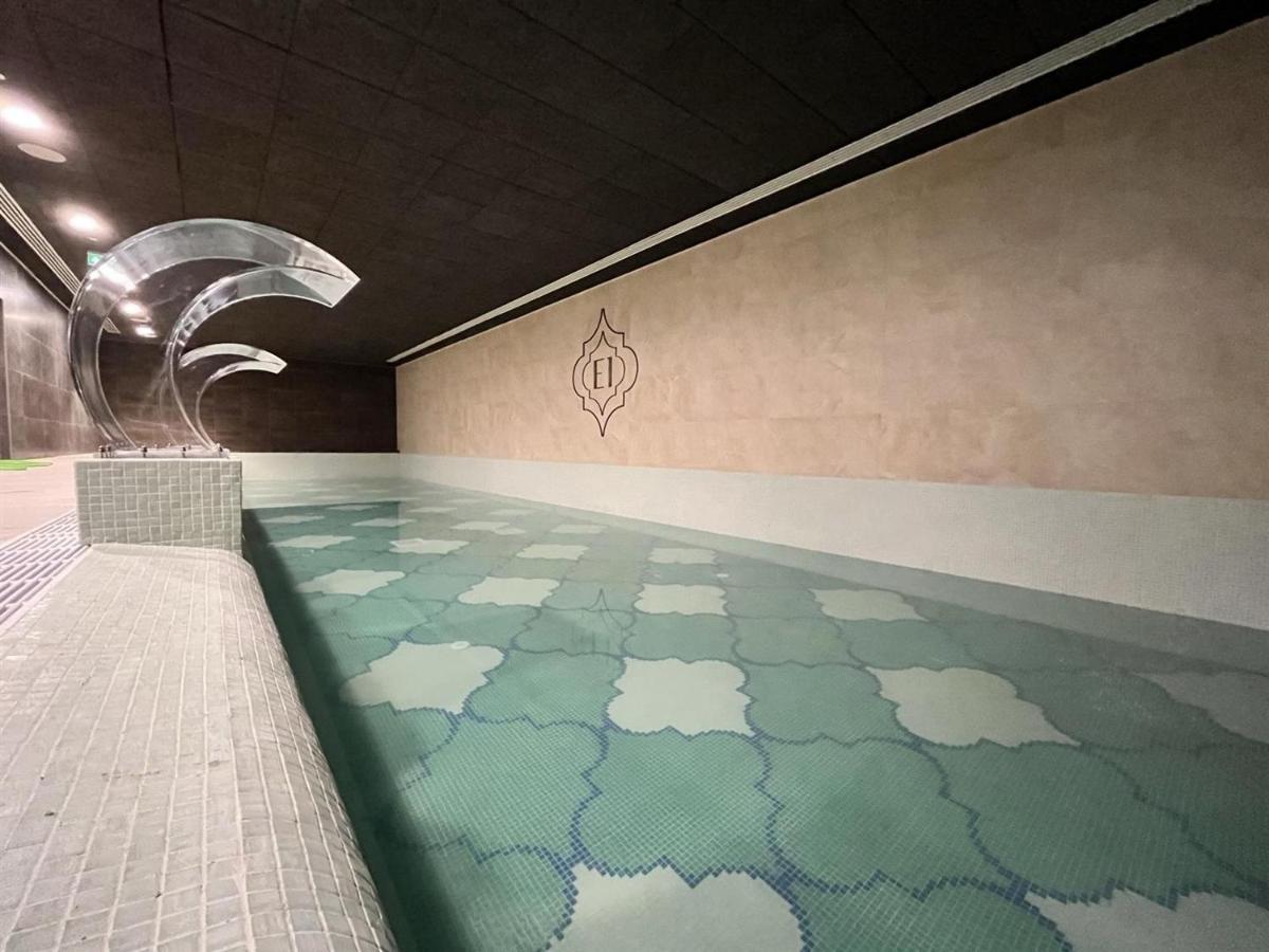Brand New Studio Near The Beach, ジブラルタル エクステリア 写真